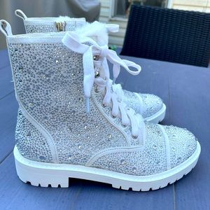 NWT Jessica Simpson Kaliyah 2 Crystal Studded Combat boots, Women’s Size 6.5